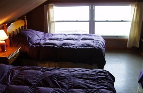 Valois Cottage | 200 feet of level lake access.