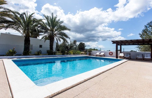 Santa Gertrudis Villa | 200 m² Villa ∙ 4 bedrooms ∙ 8 guests