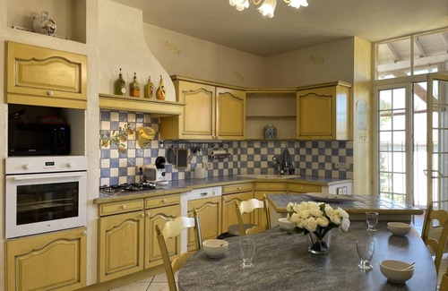 Pierrefitte-sur-Loire House | 200 m² House ∙ 5 bedrooms ∙ 12 guests