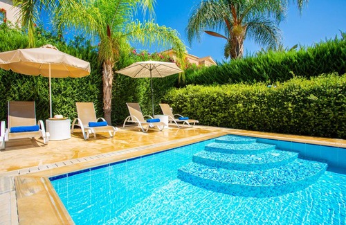 Polis Villa | 200 m² Villa ∙ 4 bedrooms ∙ 8 guests