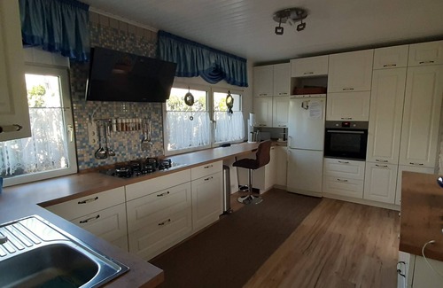 Paewesin House | 200m to the lake, fishing, swimming, recreation and hiking vacation