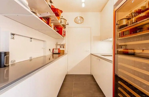 Quartier du Gros-Caillou Apartment | 200M2 LUXURY ON AV.de la BOURDONNAIS WITH TERRACE, TAILORED TO HIGHEST STANDARDS