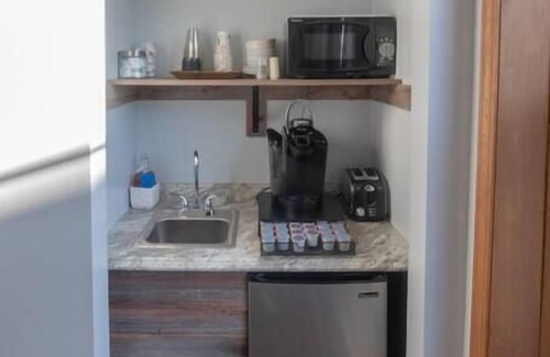 Westown Apartment | 201/202- Sleep up to 14/Old World 3rd St/Fiserv Forum/