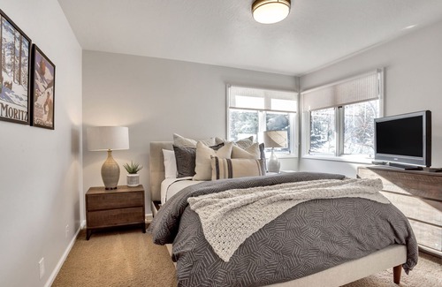 Cottonwood Heights Condo | 2019 COMPLETELY RENOVATED CRCC MOUNTAIN MODERN! ALTA,SNOWBIRD,BRIGHTON,SOLITUDE