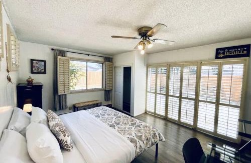 Hayward House | 202 Spacious Hayward Entire 4BR SFH