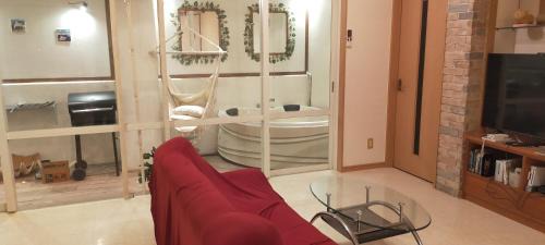 Taketomi-jima Taketomi-cho Apartment | 2024年open,ｼﾞｬｸﾞｼﾞｰ,ﾌﾟﾛｼﾞｪｸﾀｰ,BBQ台,ﾐﾆﾋﾞﾘﾔｰﾄﾞ,広々65平米,wii,wifi,P2台無料