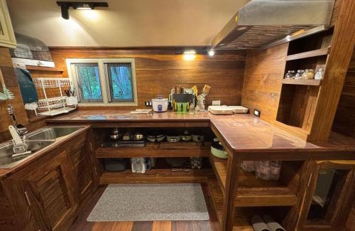 Song Phi Nong Cabin | 206 Wan Warn, 3 wooden houses in Kaeng Krachan Forest