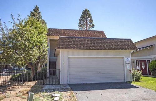 Tahoe Keys House | 2074 Traverse Court