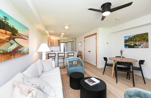 Hornby Island Apartment | #212 Eagle at Hornby Island Resort