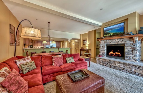 Kirkwood House | 212 m² House ∙ 3 bedrooms ∙ 8 guests