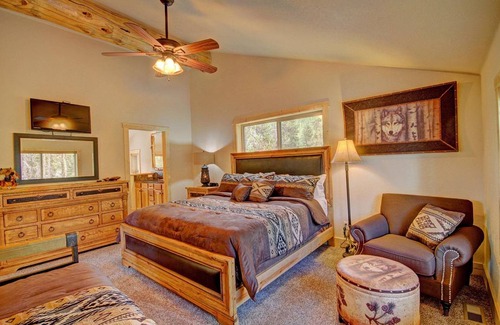 Blue River House | 213 m² House ∙ 3 bedrooms ∙ 8 guests