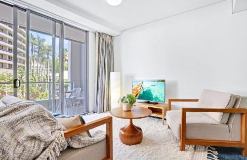 Cairns Central Business District Apartment | 219 Harbour Lights with Ocean Views