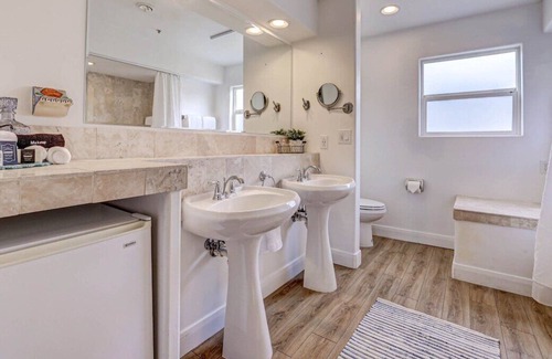 St. George Villa | 22 Amira SHARP · Sleeps 4 Heated Pool+Spa Dog Friendly $DiSCOUNT$