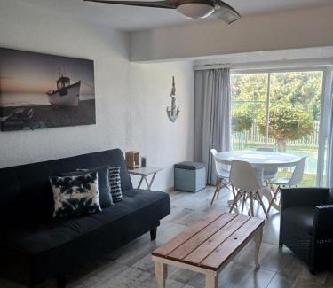 Doonside Apartment | 22 Key Largo