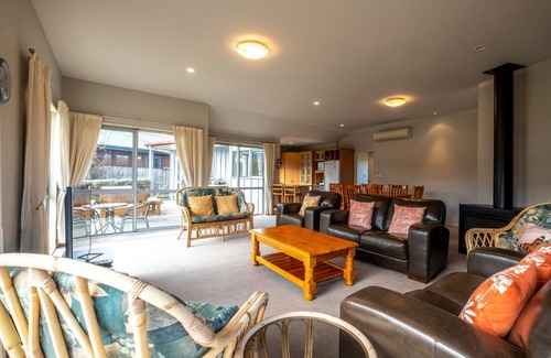 Hanmer Springs House | 22 Tarndale Place