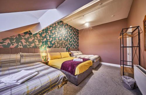 Londonderry House | 22 The Square