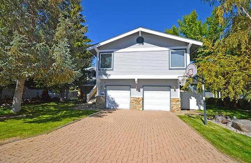 Tahoe Keys House | 2203 White Sands Drive