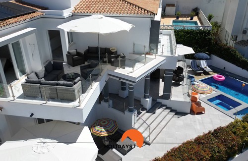 Albufeira Villa | #221 Cerro Grande 35 by Home Holidays