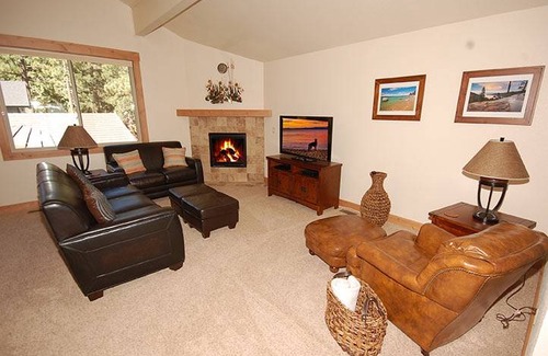 Highland Woods House | 223 m² House ∙ 4 bedrooms ∙ 9 guests