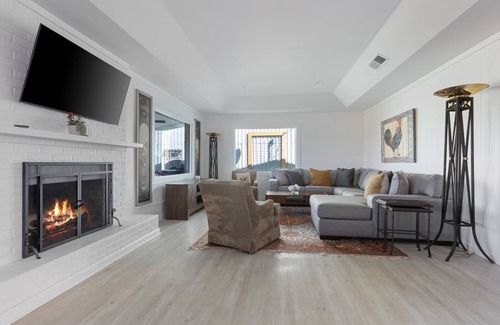 Kerrville House | 223 m² House ∙ 4 bedrooms ∙ 12 guests