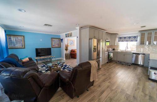 Florida Gardens House | 225 m² House ∙ 3 bedrooms ∙ 7 guests