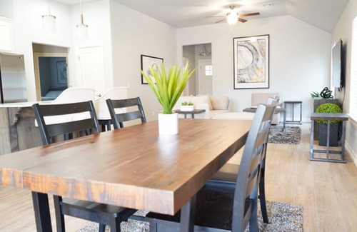 Wheatland House | 232 m² House ∙ 3 bedrooms ∙ 6 guests
