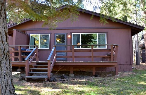 Tahoe Island Cottage | 2364 Sky Meadows