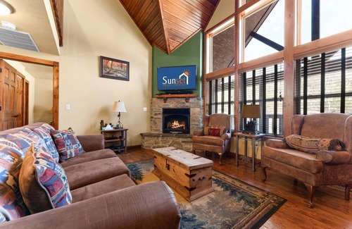 Reeds Spring Cabin | 238 m² Lodge ∙ 6 bedrooms ∙ 16 guests