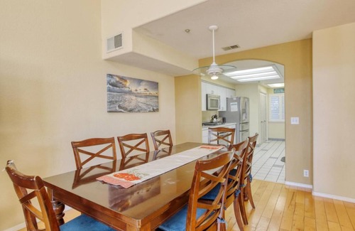 Downtown House | 239 Park in Pismo Beach