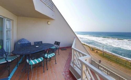 Umdloti Apartment | 24 Isikhulu Umdloti Beachfront