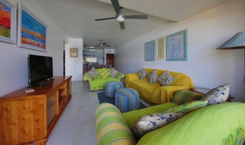 Umdloti Apartment | 24 Isikhulu Umdloti Beachfront