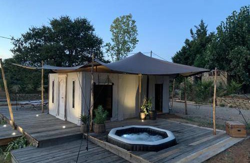 Saint-Julien Cabin | 24 m² Lodge ∙ 2 guests