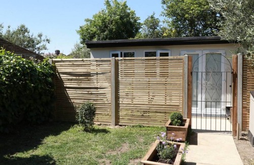 Crofton Park Apartment | 24 m² Studio flat ∙ 1 bedroom ∙ 2 guests
