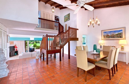 Folkestone Villa | 246 m² Villa ∙ 2 bedrooms ∙ 4 guests