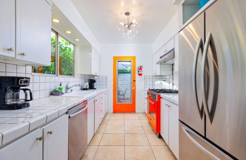 Old Las Palmas Apartment | 25%Off Oct 23-26! Great Reviews/Location -Pool/Spa