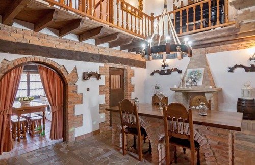 Cobijon Apartment | 250 m² Apartment ∙ 3 bedrooms ∙ 6 guests