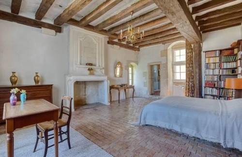 Montigne-les-Rairies House | 250 m² House ∙ 5 bedrooms ∙ 9 guests