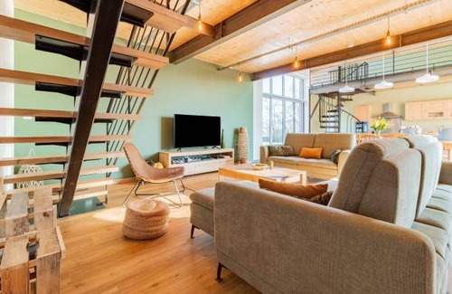 Sommeron House | 250 m² House ∙ 4 bedrooms ∙ 8 guests