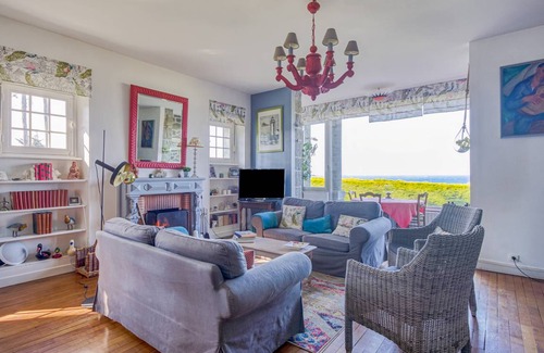 Sables-d'Or-les-Pins House | 250 m² House ∙ 6 bedrooms ∙ 12 guests