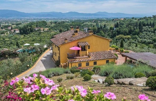 Casalguidi Villa | 250 m² Villa ∙ 6 bedrooms ∙ 14 guests