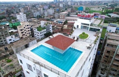Basundhara Residential Area Apartment | 250 sq.ft Studio Apartment with Pool 3
