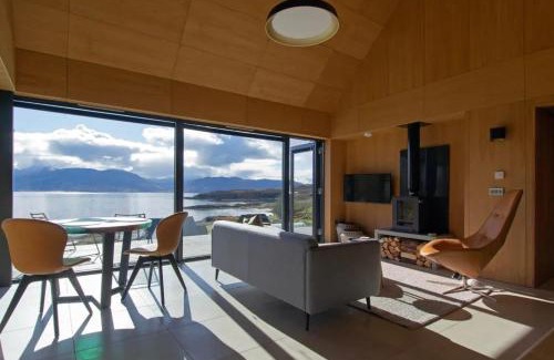 Breakish Apartment | 25a Camuscross
