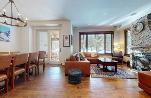 Woodwinds House | 260 m² House ∙ 4 bedrooms ∙ 11 guests