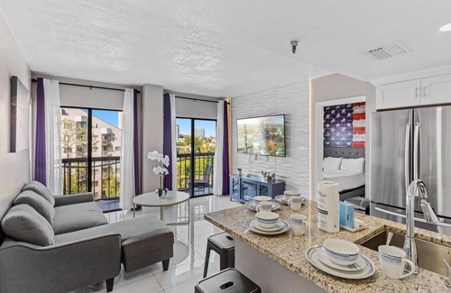 Florida Center Condo | 2605 A Skyborne Retreat, The Enclave, Orlando