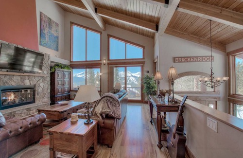 Woodmoor House | 265 m² House ∙ 4 bedrooms ∙ 14 guests