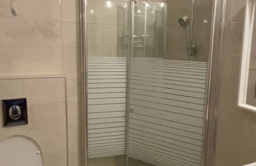 Bat Yam Apartment | 26th floor 4-bedroom apt in the center with AC, fitness room, 24/7 security