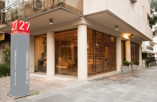 Pocitos Apartment | 27 Suites Apart Hotel
