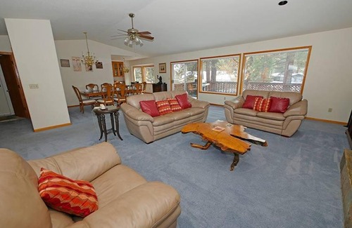 Highland Woods House | 2773 Springwood Drive home