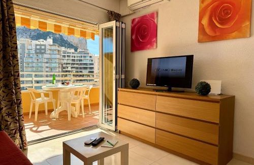 Calpe Apartment | 27C VORA 1 dormitorio con vistas al mar y wifi