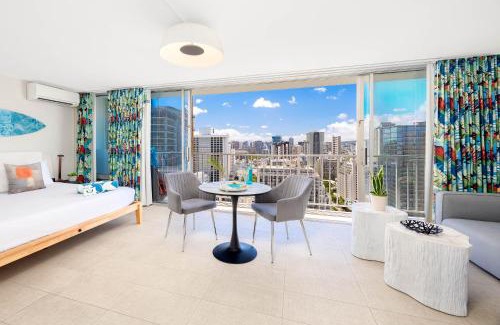 Waikiki Apartment | 29 Fl Studio King Bed, Kitchenette & Ocean Views